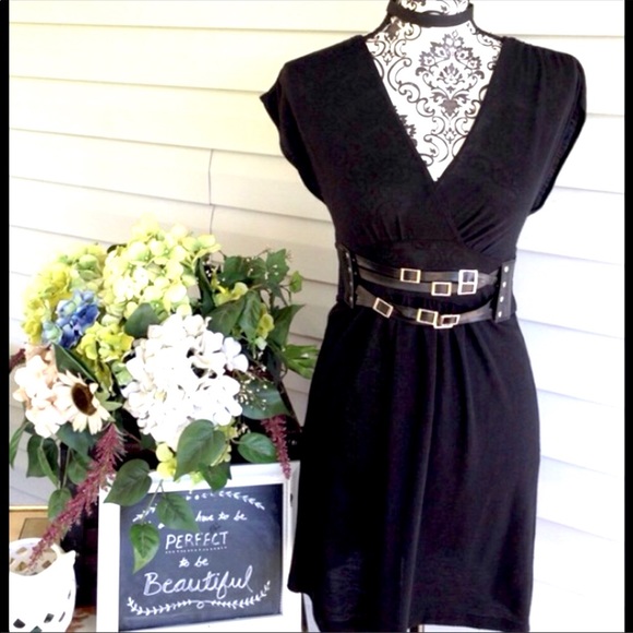 Charming Charlie Dresses & Skirts - ⭐️SOLD⭐️Charming Charlie Criss Cross Belted Dress